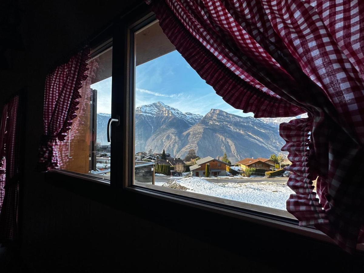 Chambres D'Hotes Les Louettes A Sapinhaut Canton Du Valais Saxon ภายนอก รูปภาพ
