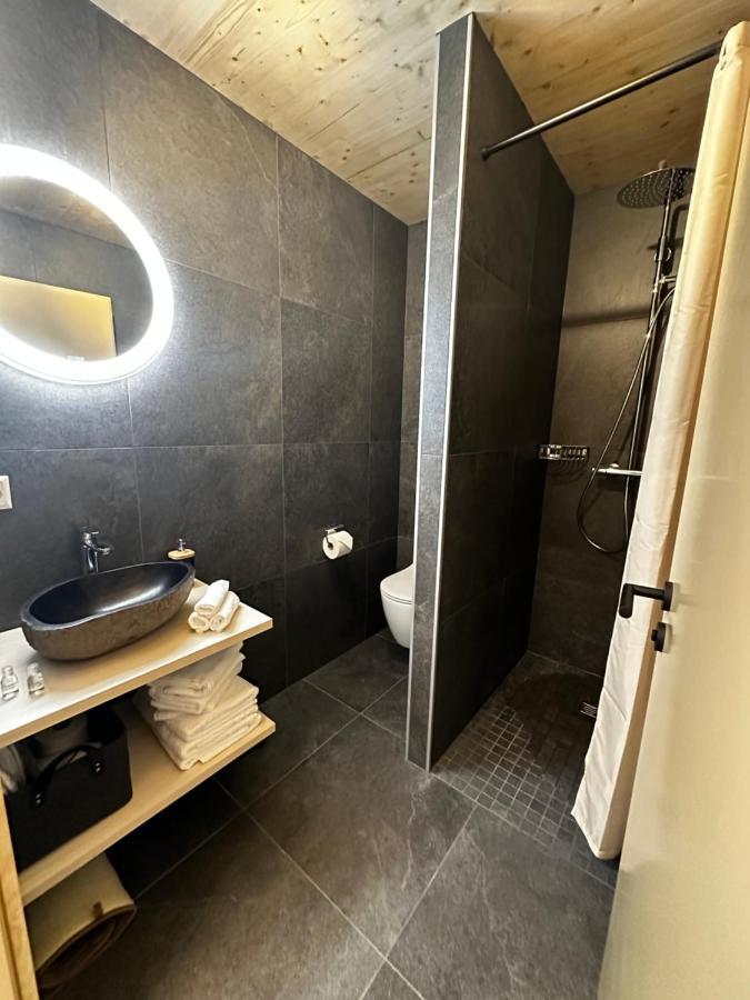 Chambres D'Hotes Les Louettes A Sapinhaut Canton Du Valais Saxon ภายนอก รูปภาพ
