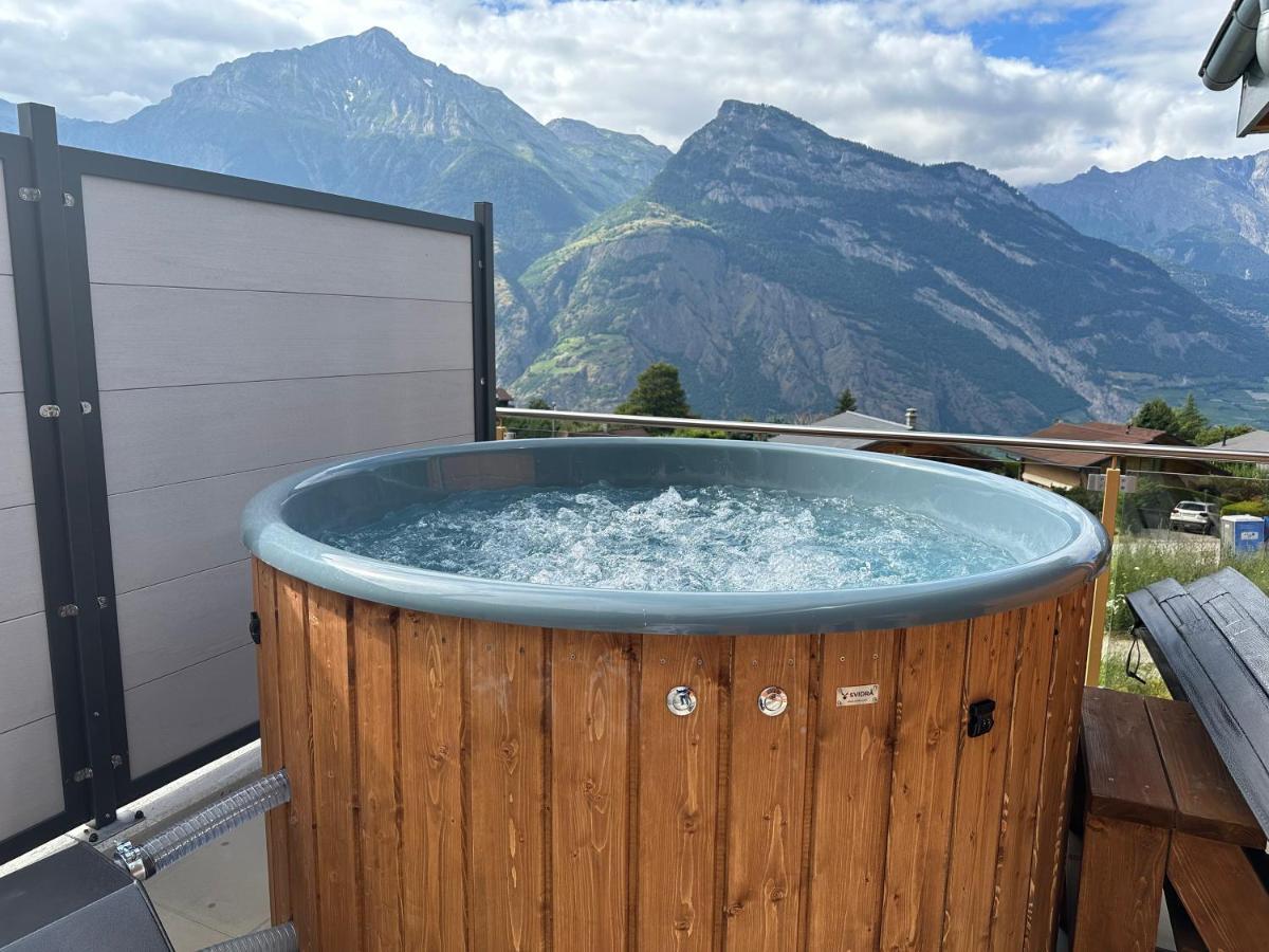 Chambres D'Hotes Les Louettes A Sapinhaut Canton Du Valais Saxon ภายนอก รูปภาพ